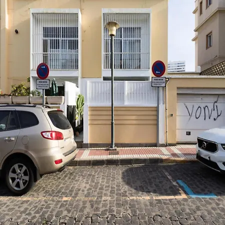 Apartment House In Las Palmas de Gran Canaria